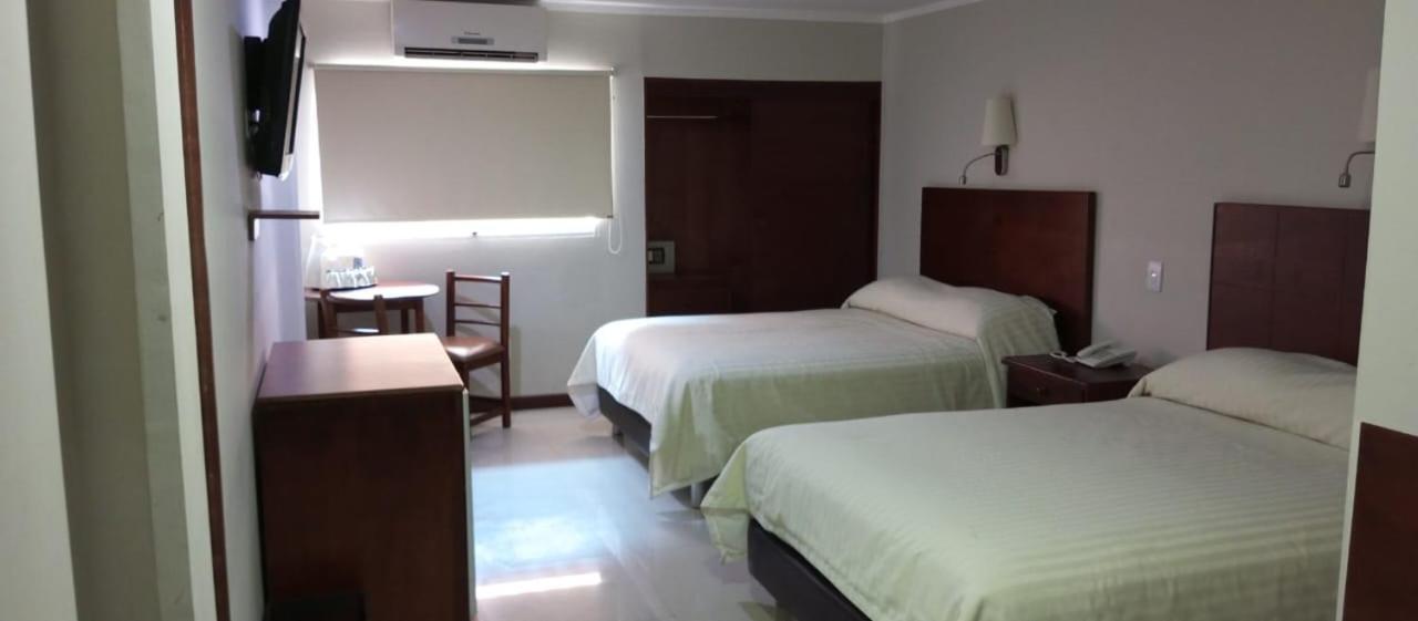 Hotel La Pedregosa Merida Ngoại thất bức ảnh