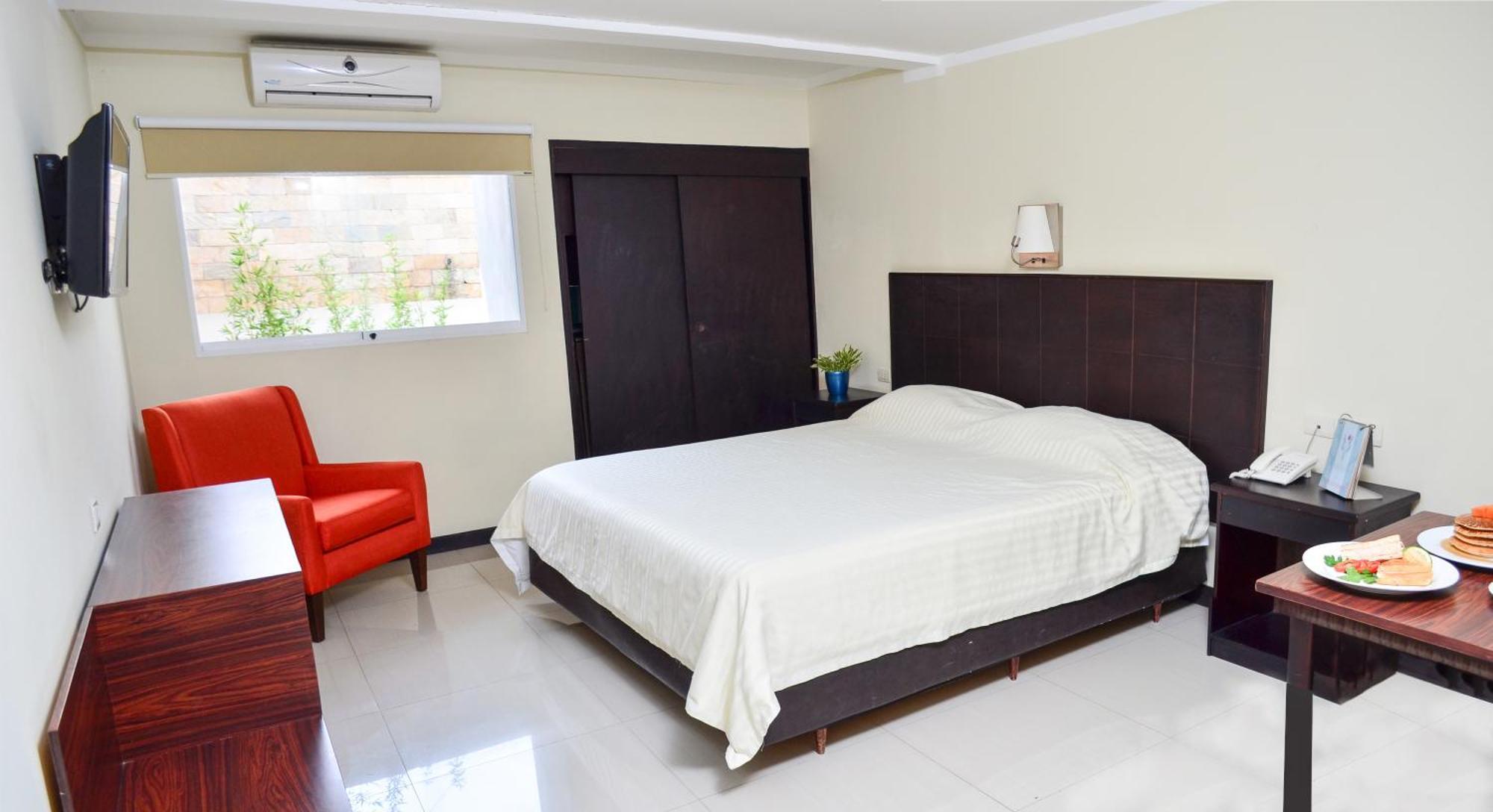 Hotel La Pedregosa Merida Ngoại thất bức ảnh